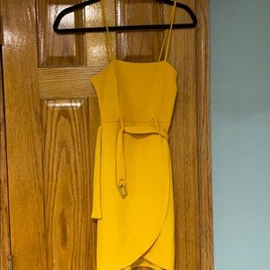 Belted yellow dress